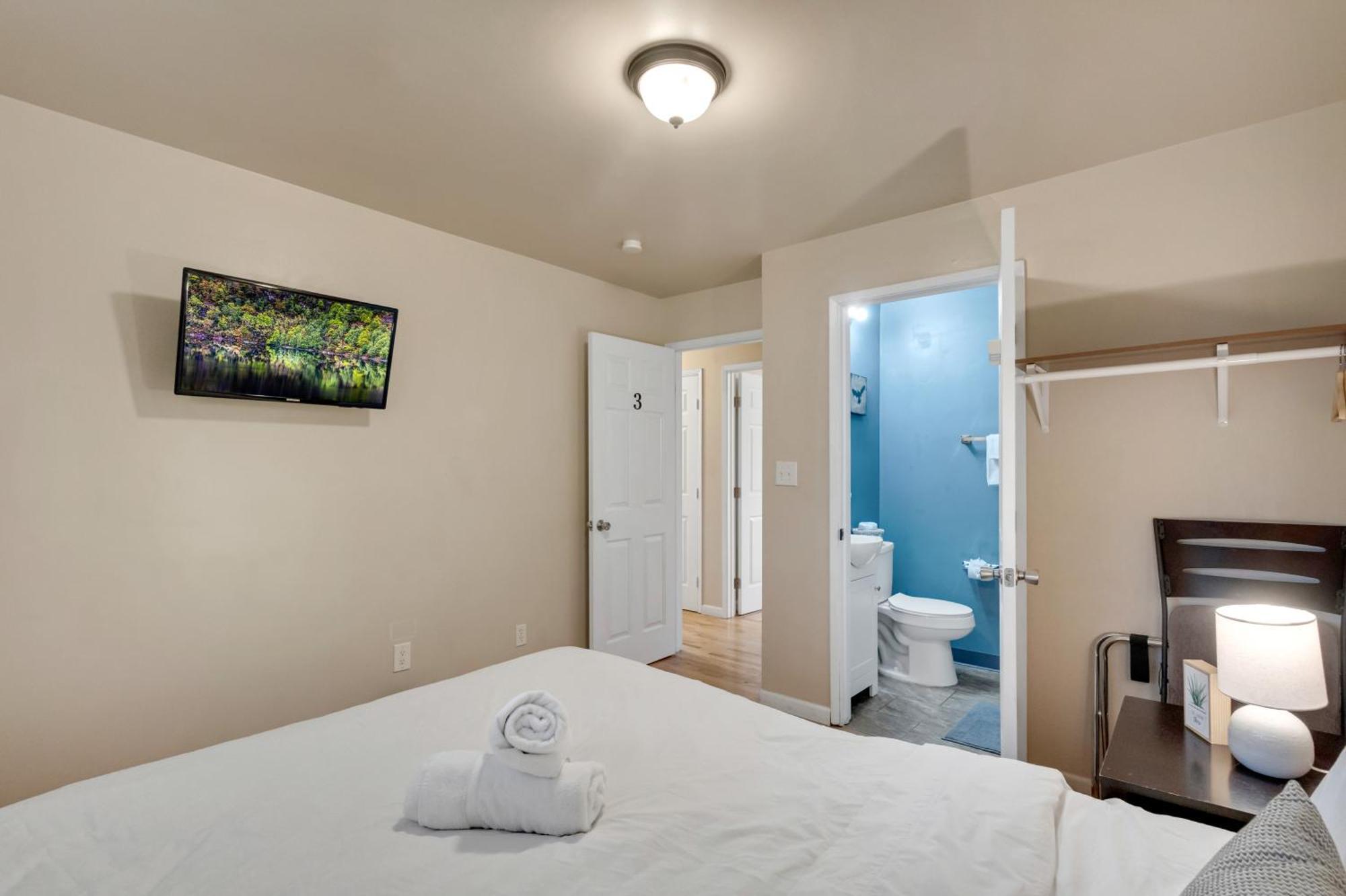 Brighton Private - Walk To Metro Guest house *